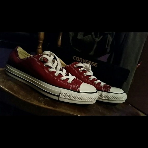 Converse Shoes - Maroon Converse