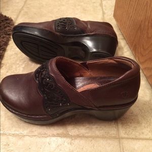 Ariat women's size 8