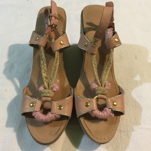 Nyla wedges