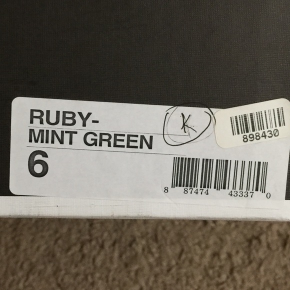 Mint green studded flats for spring summer - Picture 4 of 4