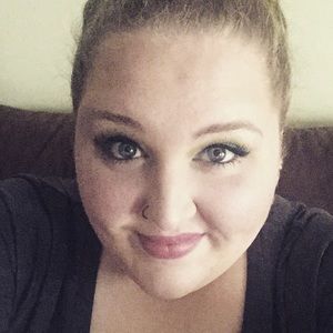 Meet your Posher, Kisha