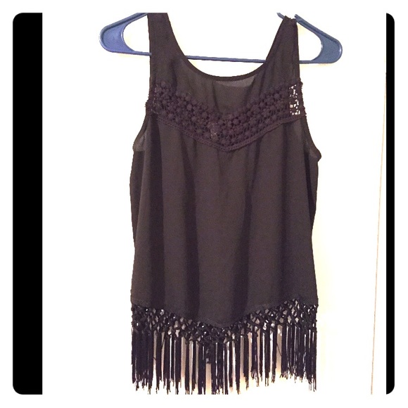 Monteau Tops - Detailed sheer black top!