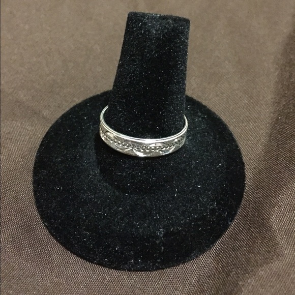 925 Sterling Silver Ring