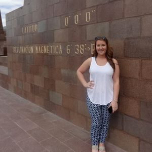 Meet your Posher, Abby