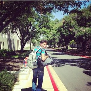 Meet your Posher, Max