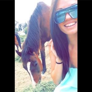 Meet your Posher, Denice