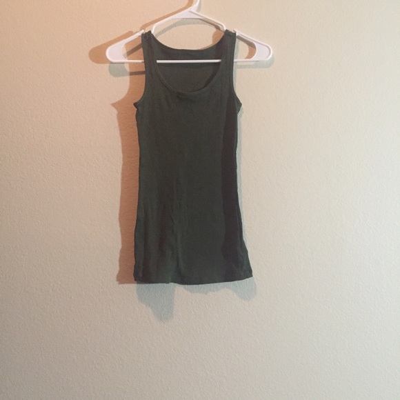 Uniqlo tank top - olive