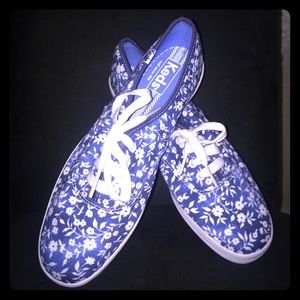 Women's size 7 Keds 👟