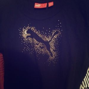 Black and gold✨ puma shirt. 💛