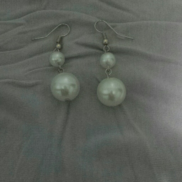 Earings