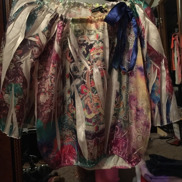 Medium boutique shirt