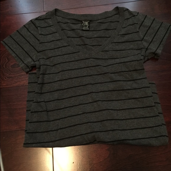 V-Neck Bundle - Picture 2 of 2