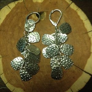Lever back dangle earrings