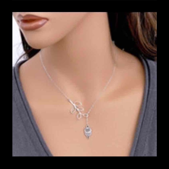 Silver plated necklace