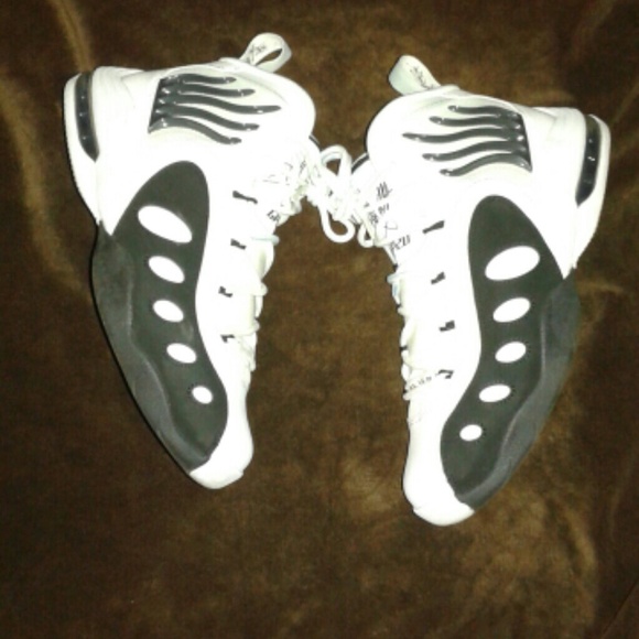Nike Sonic Flight