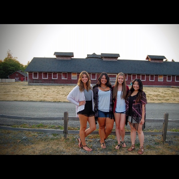 Meet your Posher, Katherine - Picture 1 of 1