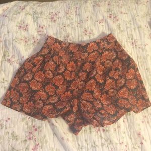 flowy orange floral shorts