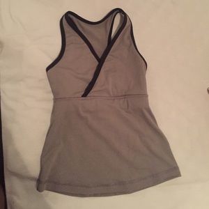 Lululemon workout tank