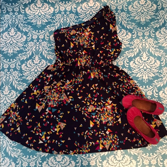 One-shoulder multi-color dress