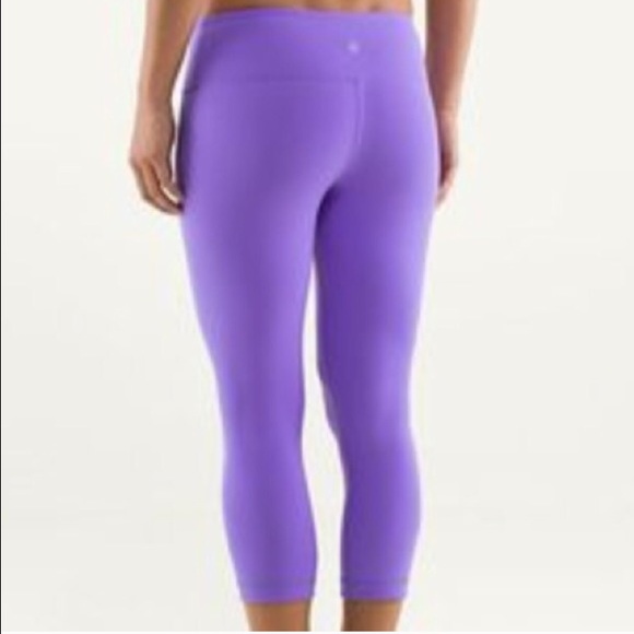 lululemon athletica Pants - Reversible wonder unders size 4!