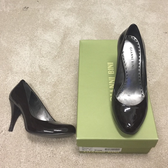 Gianni Bini Brown Patent Pumps-Sz 7
