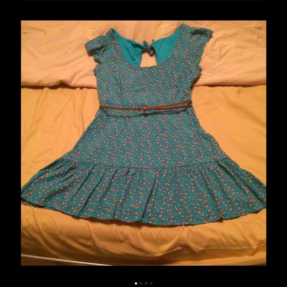 Forever 21 dress slightly use with belt
