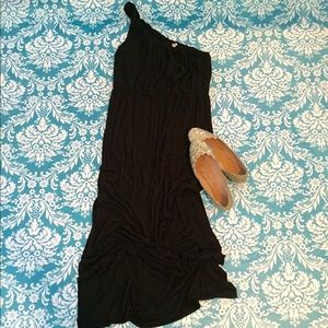 🎉HP🎉 J.Crew One-shoulder long black dress