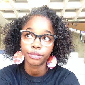 Meet your Posher, Jamella