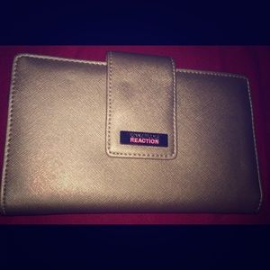 Kenneth Cole reaction wallet