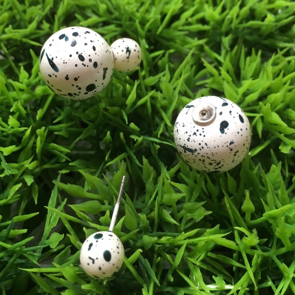 White Double Stud Earrings - Picture 3 of 5