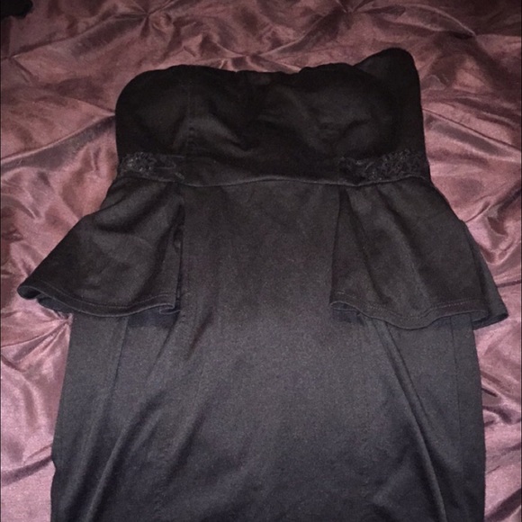 Very cute black cocktail dress
