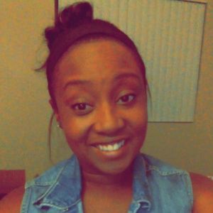 Meet your Posher, Desha