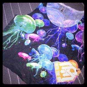 Into the AM jellyfish tank