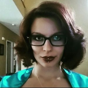 Meet your Posher, Sunnie