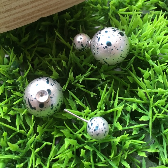 Double Stud Earrings - Picture 2 of 5