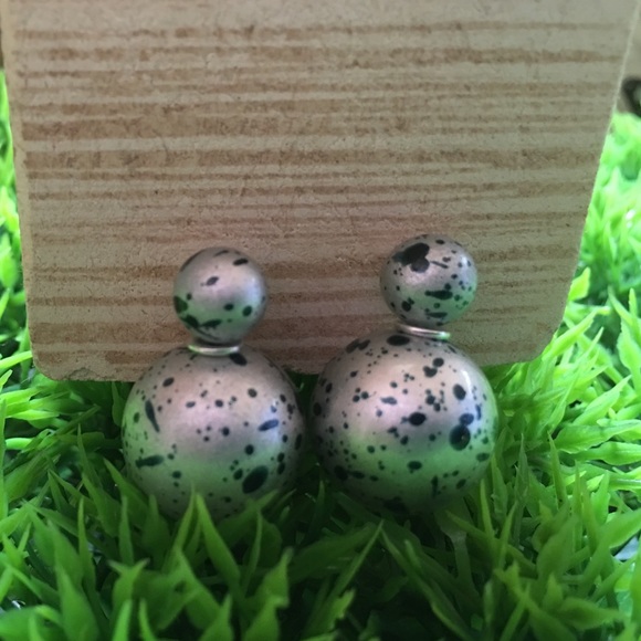 Double Stud Earrings - Picture 4 of 5