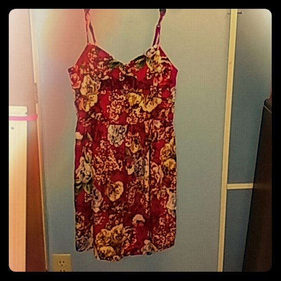 Dress - Picture 1 of 1