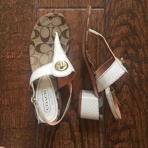 Coach sandals sz 7