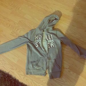 Hollister sweater