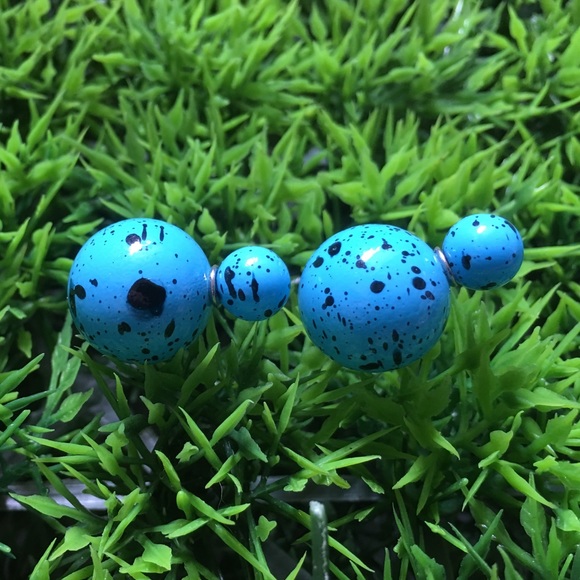 Double Stud Earrings - Picture 4 of 5