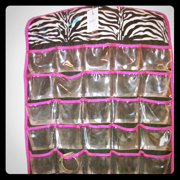 Jewelry holder