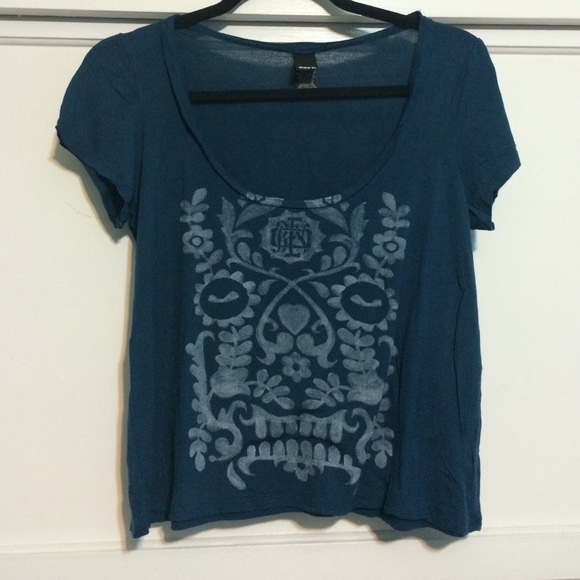 obey crop top