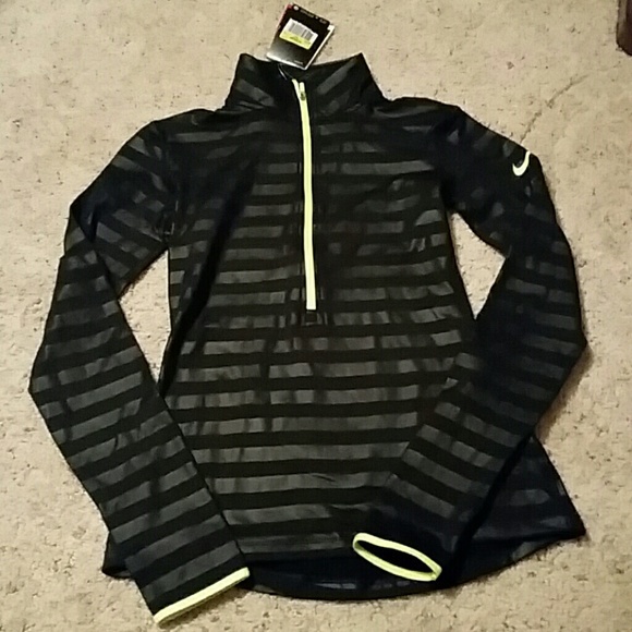 Nike dri fit small 1/4 zip up workout gym jacket