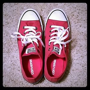 Red Converse Chuck Taylors All Stars Womens Sz 9