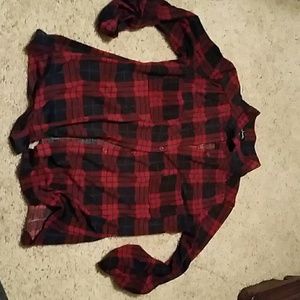 Red Navy Blue Plaid Button Up Sz M/L