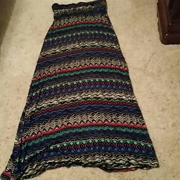 ZUMIES empire tribal ombre maxi skirt sz medium