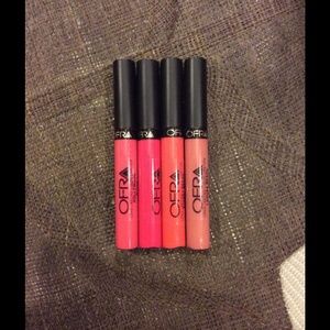 Set of 4 OFRA long lasting liquid lipstick!