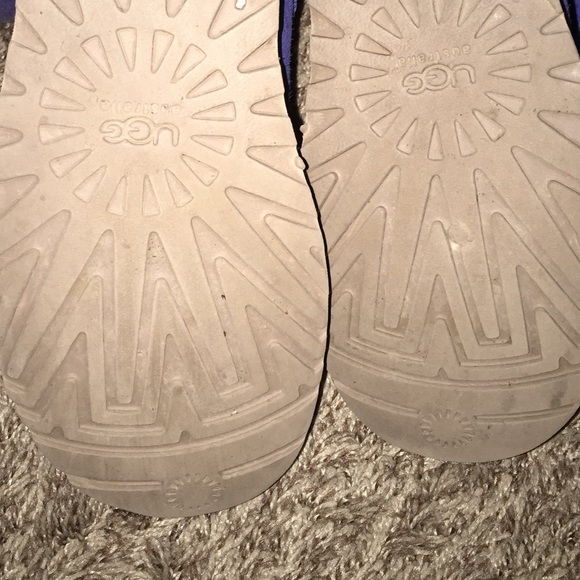 Bailey button ugg boot - Picture 2 of 4