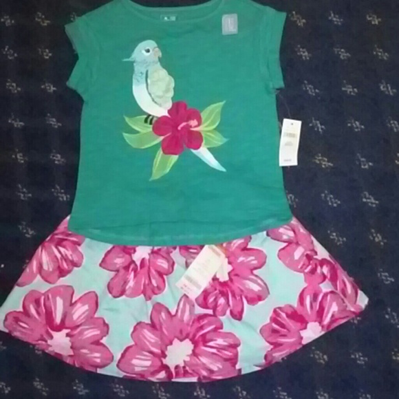Young girls outfit