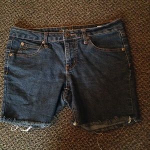 Super cute cut off shorts!